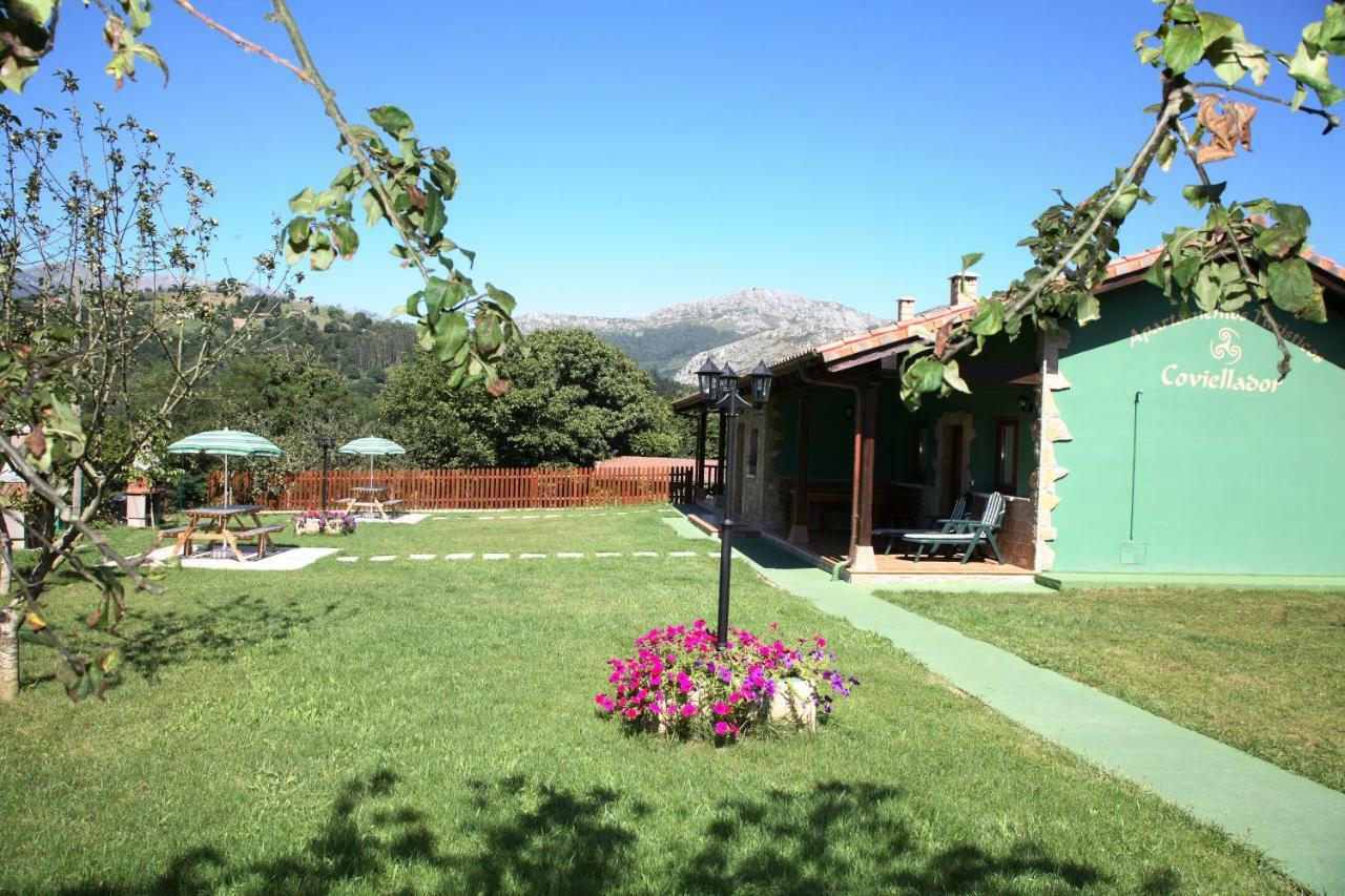 Coviellador Cangas de Onís Exterior foto
